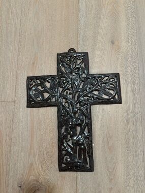 Intricate Black Metal Cross Wall Accent